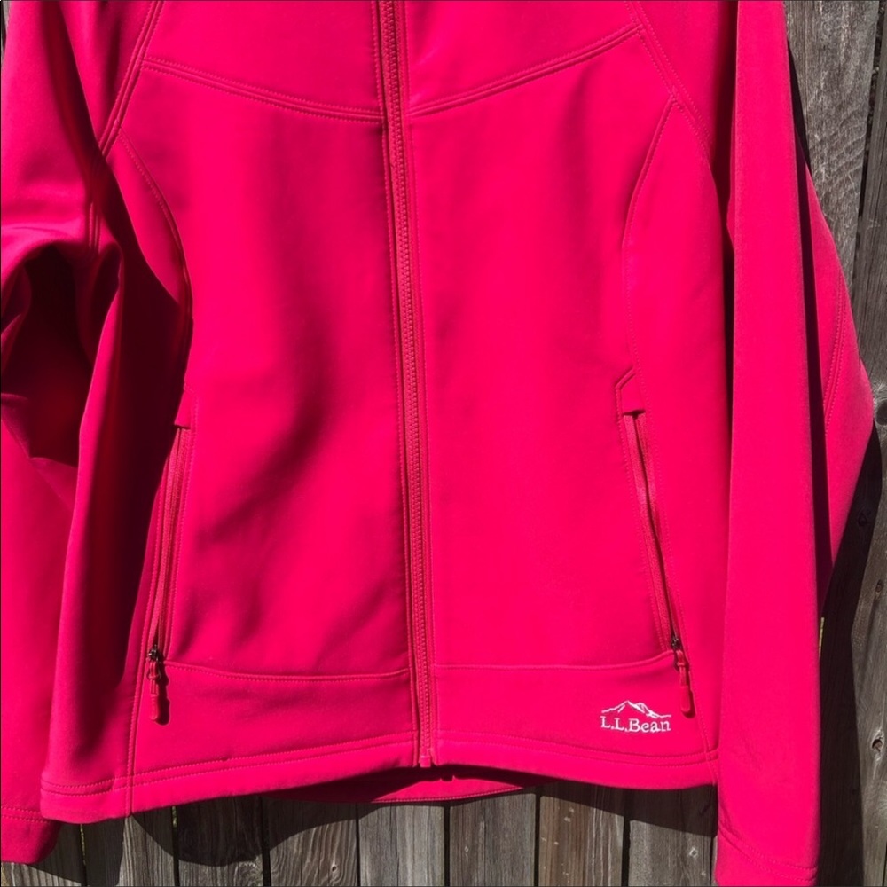 L.L Bean Soft Shell Pathfinder Jacket | Size Small - Picture 4 of 5